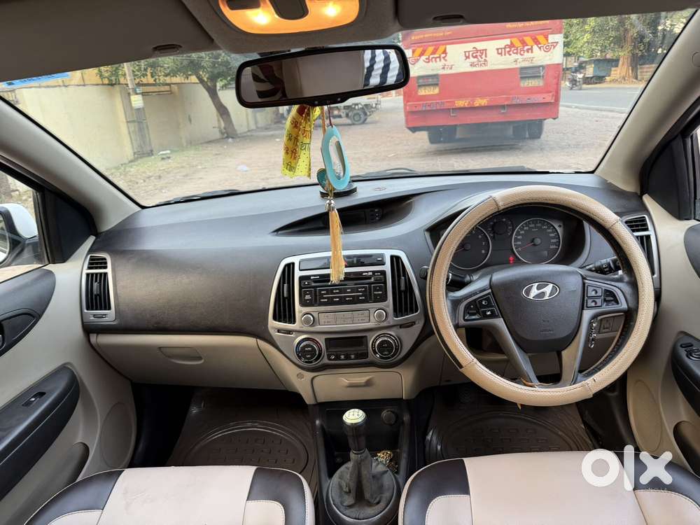 Hyundai I20 Sportz 1.2 Bs-iv, 2012, Petrol