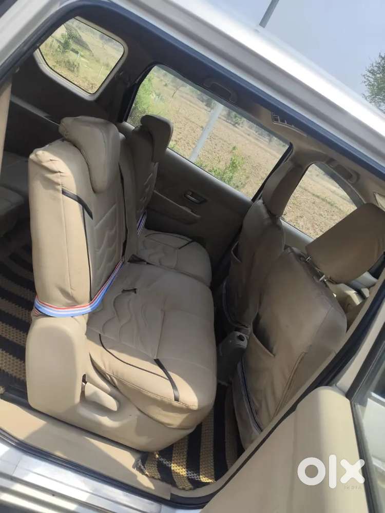 Maruti Suzuki Ertiga Vxi 2022