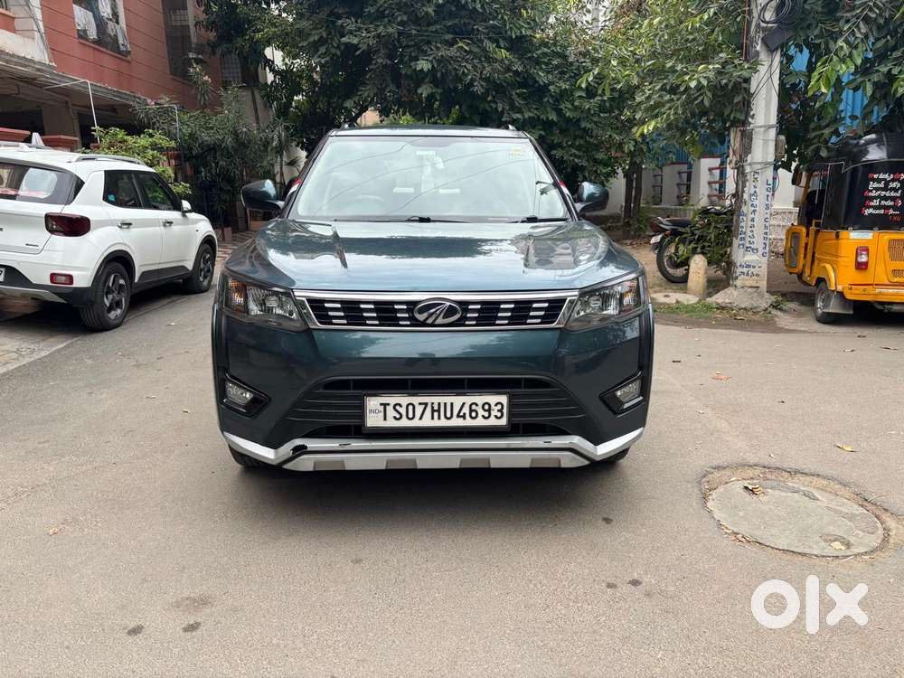 Mahindra Xuv300 W6, 2021, Petrol