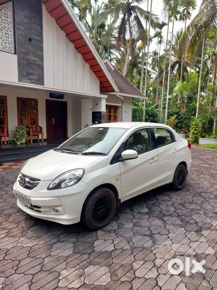 Honda Amaze 2014 Diesel Well Maintained