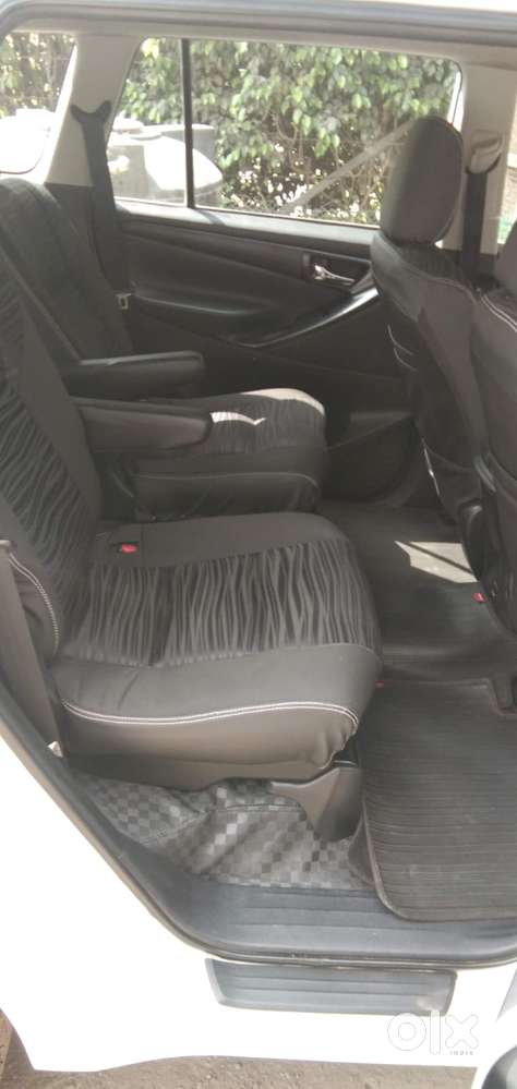 Toyota Innova Crysta 2.4 G Mt 7 Str, 2018, Diesel