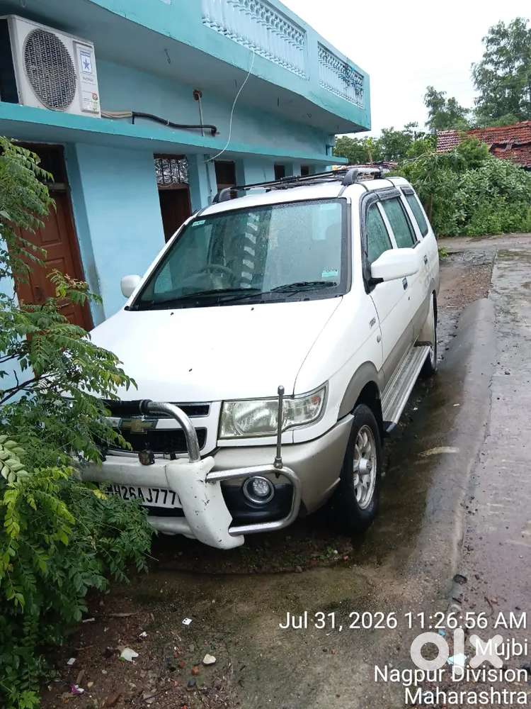 Chevrolet Tavera Neo 2013