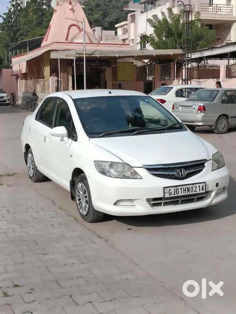 Honda City Zx 2007 Cng & Petrol Well Maintained