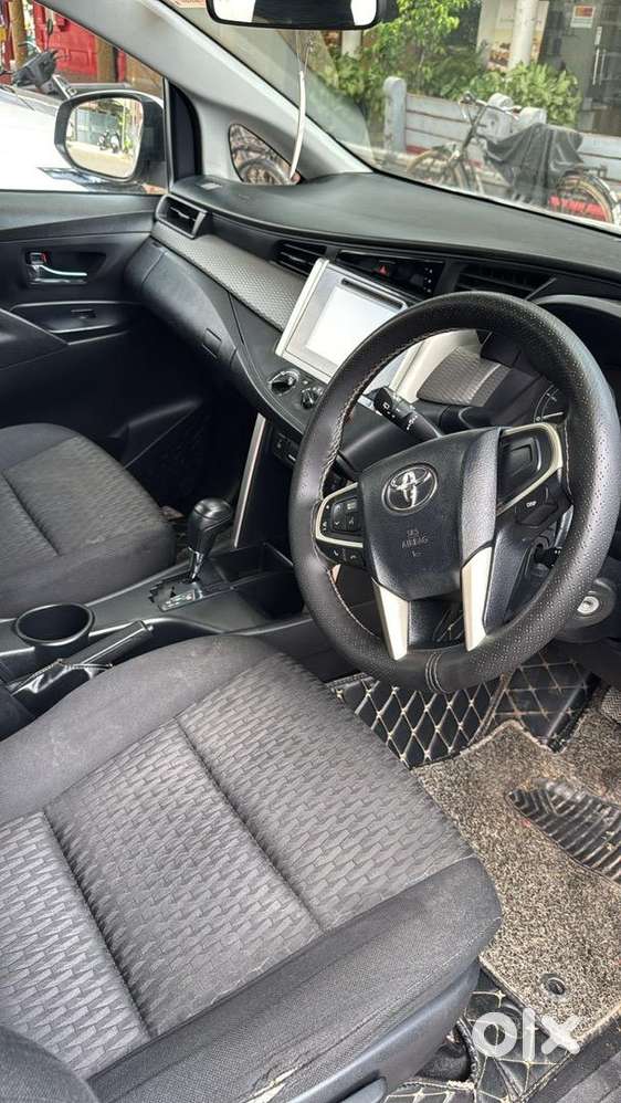 Toyota Innova Crysta 2019 Diesel 100000 Km Driven