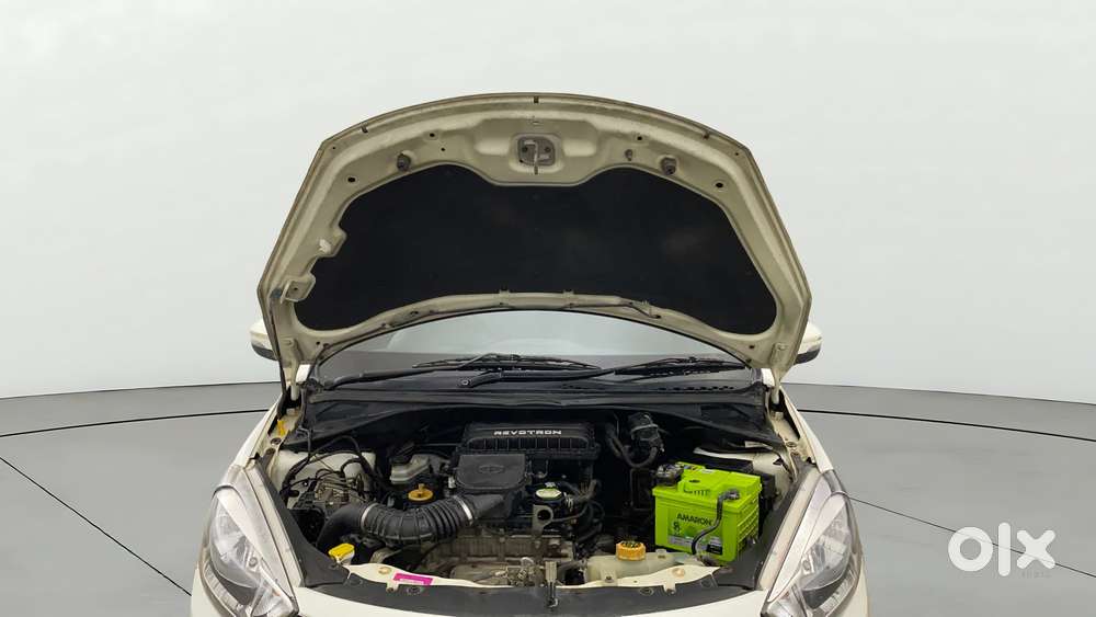 Tata Tiago 1.2 Revotron Xz, 2017, Petrol
