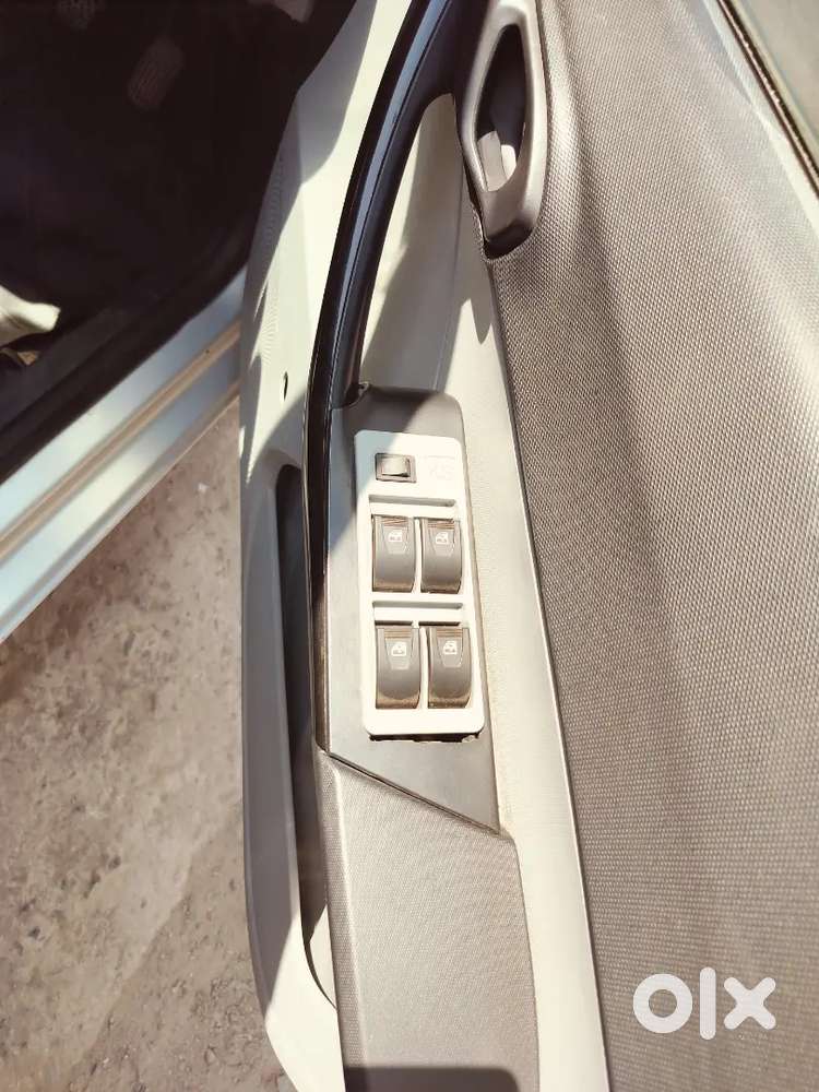 Tata Tiago 1.2 Revotron 2020 Petrol