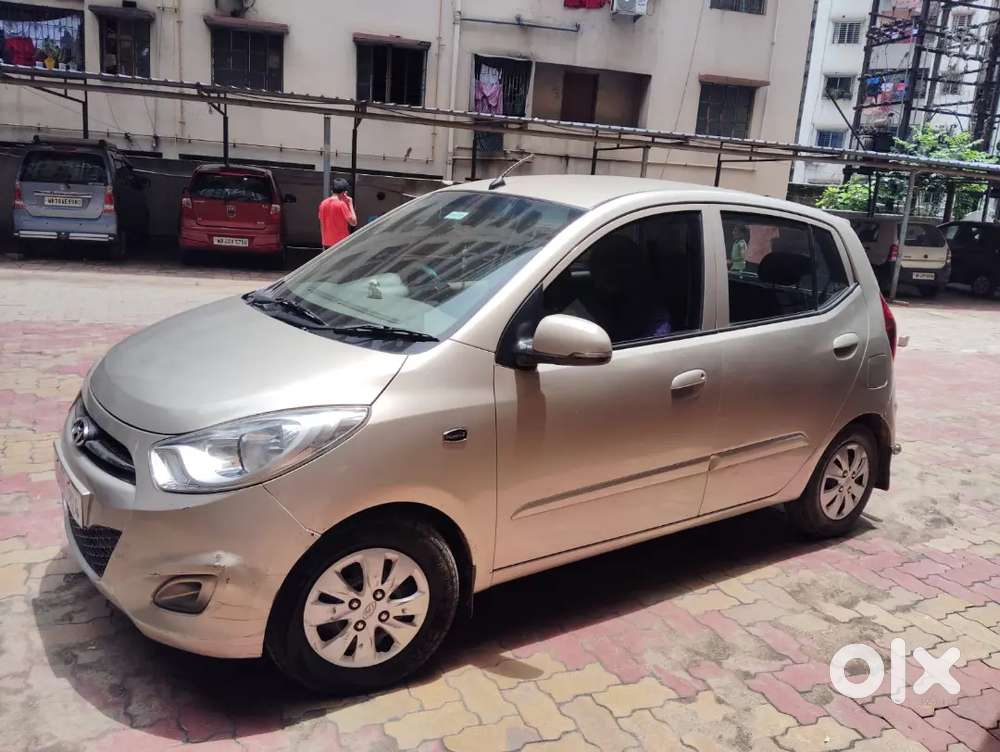 Hyundai I10 Sportz Petrol 2012 Well-maintained.