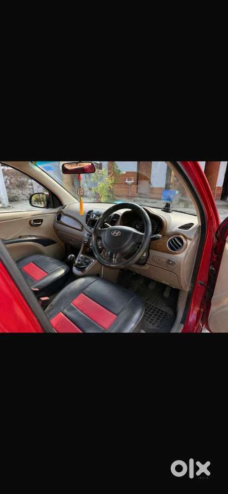 Hyundai Hybrid Car 2013