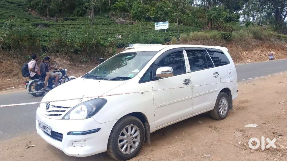 2009 Decmber Model Innova G4 7 Seater