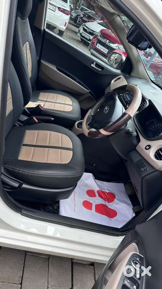 Hyundai Grand I10 At Sportz, 2014, Petrol