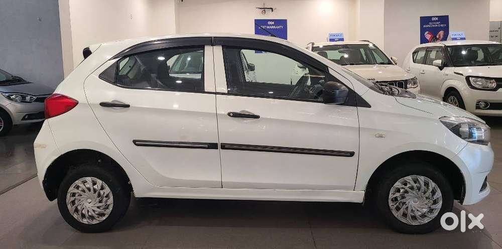 Tata Tiago 1.2 Revotron Xm, 2018, Petrol