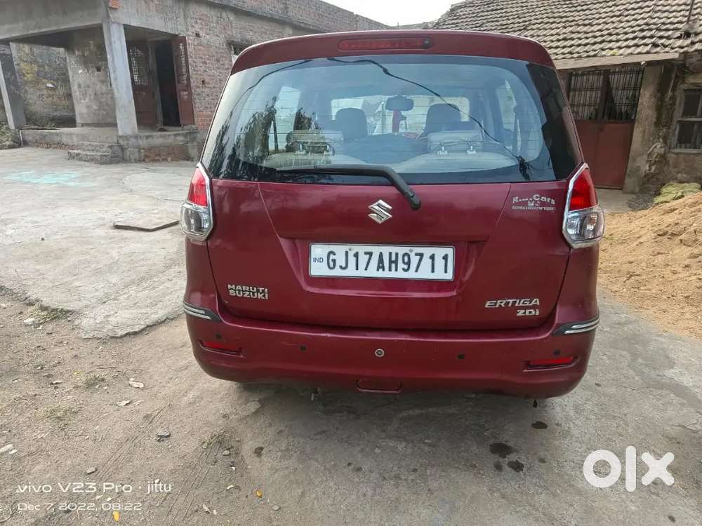 Maruti Suzuki Ertiga 2013 Diesel 200000 Km Driven