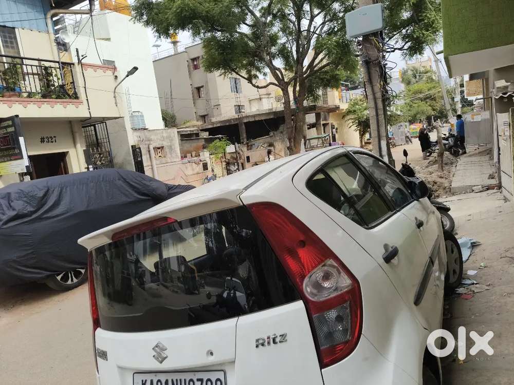 Maruti Suzuki Ritz Vxi 2012