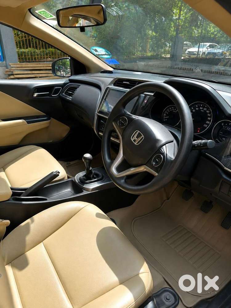 Honda City 2018 V Petrol Push Start Vip Number Keyless Entry New Tyres