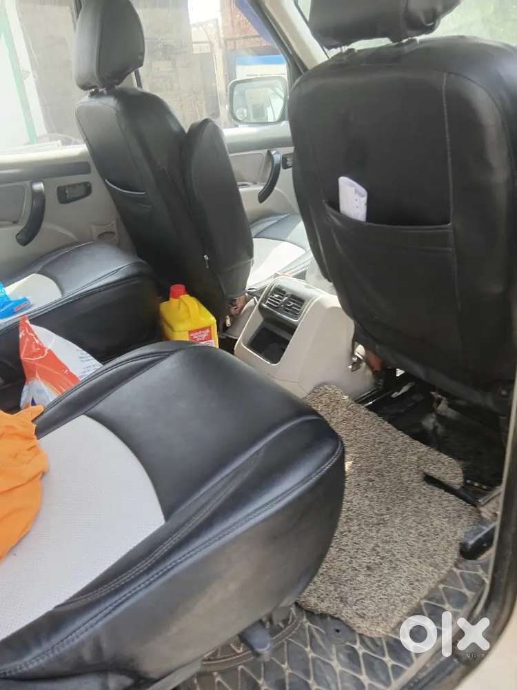 Mahindra Scorpio S8