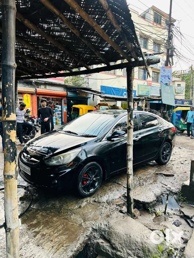 Hyundai Fluidic Verna 2012 Diesel 99000 Km Driven