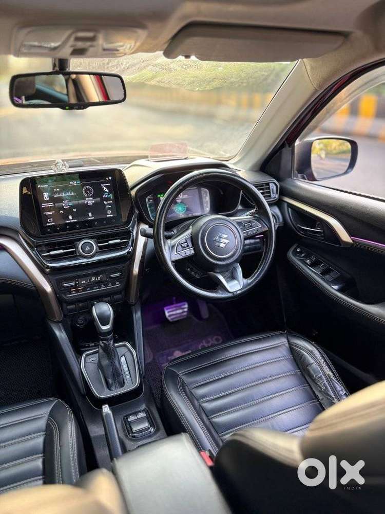 Maruti Suzuki Grand Vitara 1.5 Zeta Plus Dual Tone Intelligent Hybri..