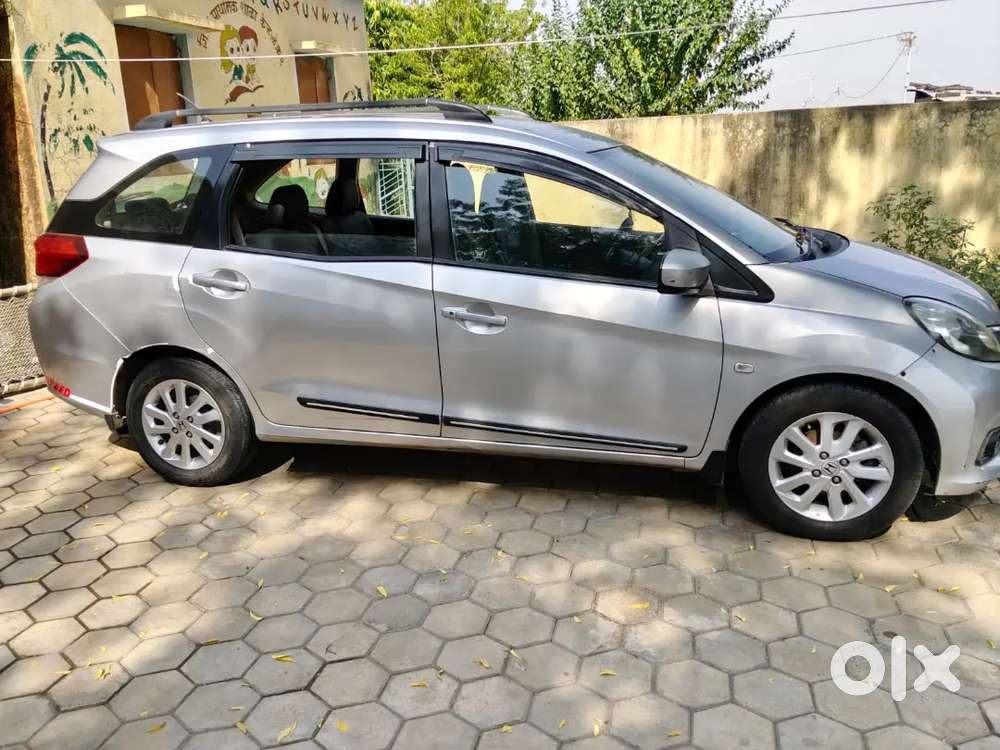 Honda Mobilio 2014 Diesel 200000 Km Driven