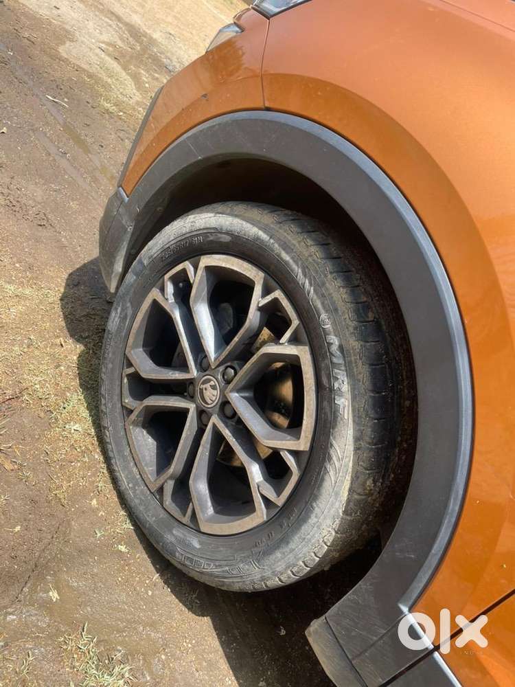 Skoda Kushaq 2021 Petrol 40000 Km Driven