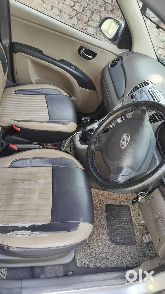 Hyundai I10 Sportz Petrol 2012