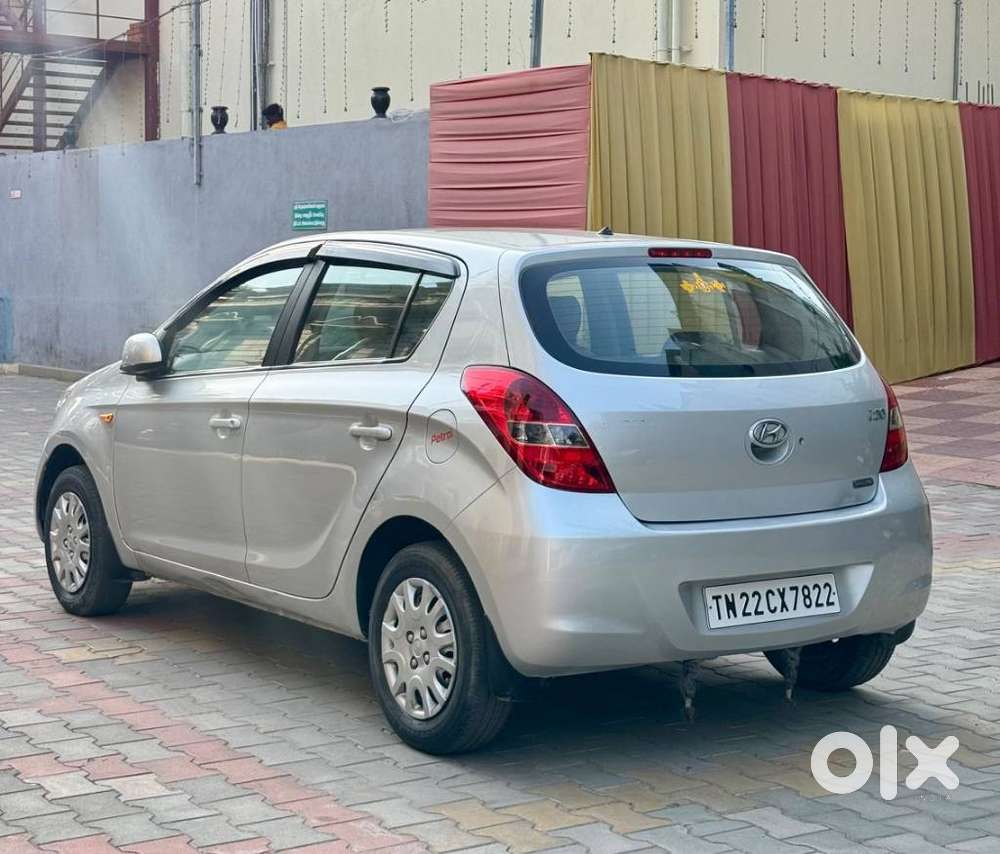 Hyundai I20 Magna, 2011, Petrol