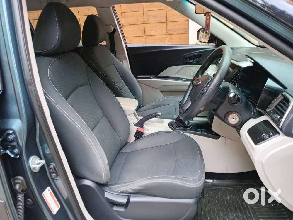 Mahindra Xuv300 W6, 2019, Petrol