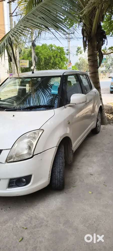 Maruti Suzuki Swift 2010 Petrol 125000 Km Driven