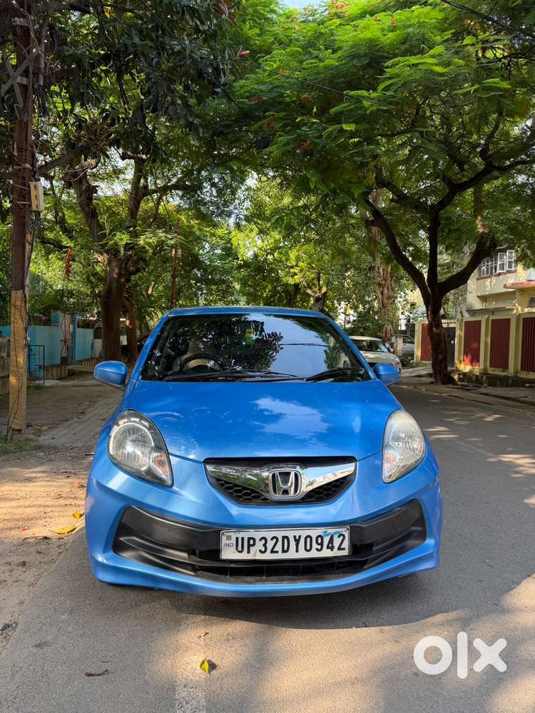 Honda Brio Petrol 2011 Year