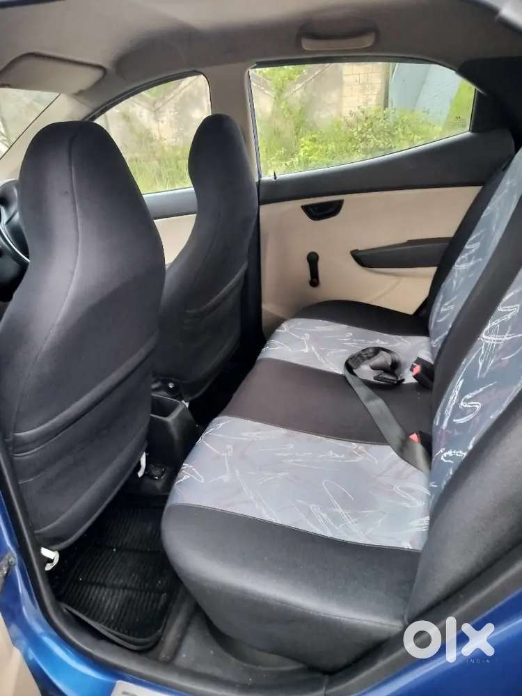 Very Clean And Neat Maintain Good Condition Slitly Using