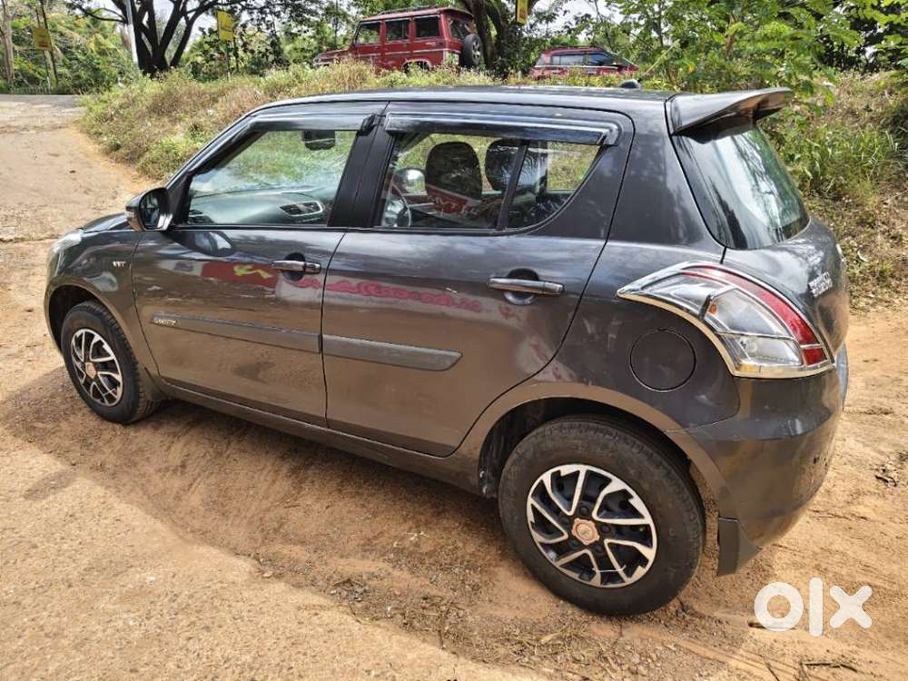 Maruti Suzuki Swift Vxi 1.2 Abs Bs-iv, 2015, Petrol