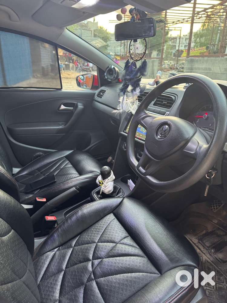 Volkswagen Polo 2016 Car