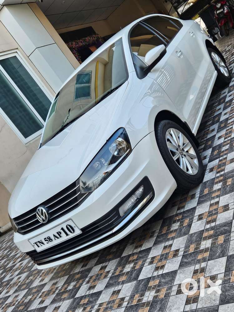 Volkswagen Vento 1.5 Highline Plus At 16 Alloy, 2017, Petrol