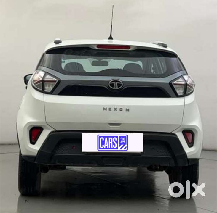 Tata Nexon 1.2 Revotron Xm (s), 2023, Petrol