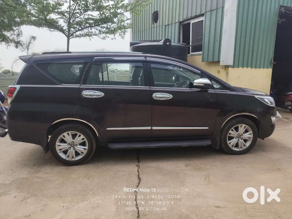 Toyota Innova Crysta 2016 Top End Diesel 292516 Km Driven
