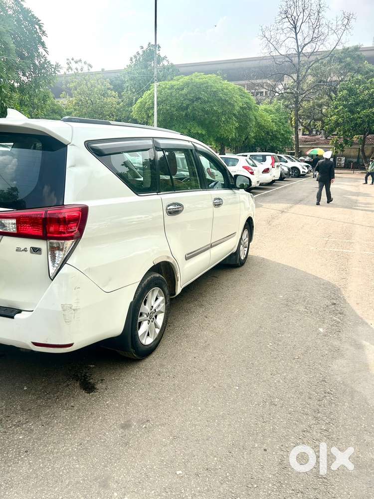 Toyota Innova Crysta 2018 Diesel Manual