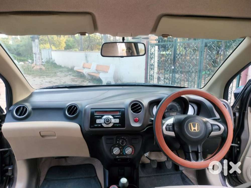 Honda Brio Vx Mt, 2012, Petrol