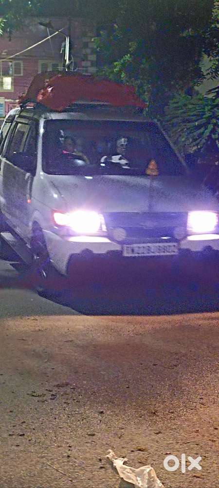 Chevrolet Tavera 2011 Diesel 70000 Km Driven