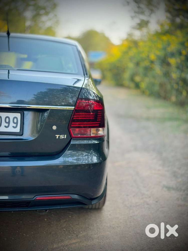 Volkswagen Vento 1.2l Tsi Highline Plus At Petrol, 2019, Petrol