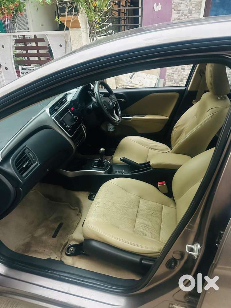 Honda City V Mt Sunroof, 2014, Diesel