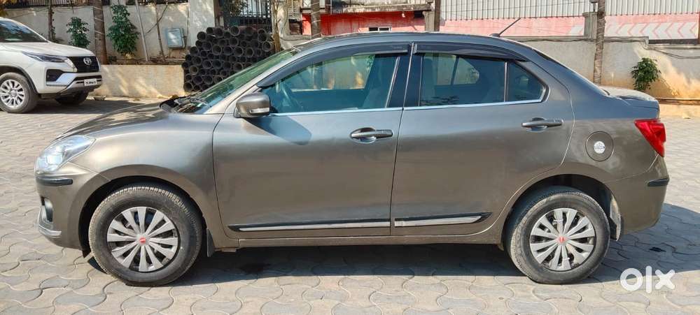 Maruti Suzuki Swift Dzire 1.3 Vxi, 2019, Petrol
