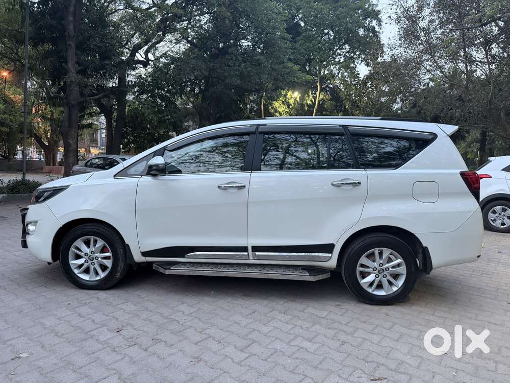 Toyota Innova Crysta 2.7 Vx Mt, 2018, Petrol