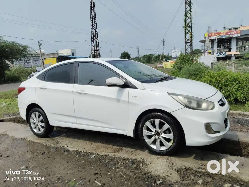 Hyundai Verna 2012 Petrol Well Maintained