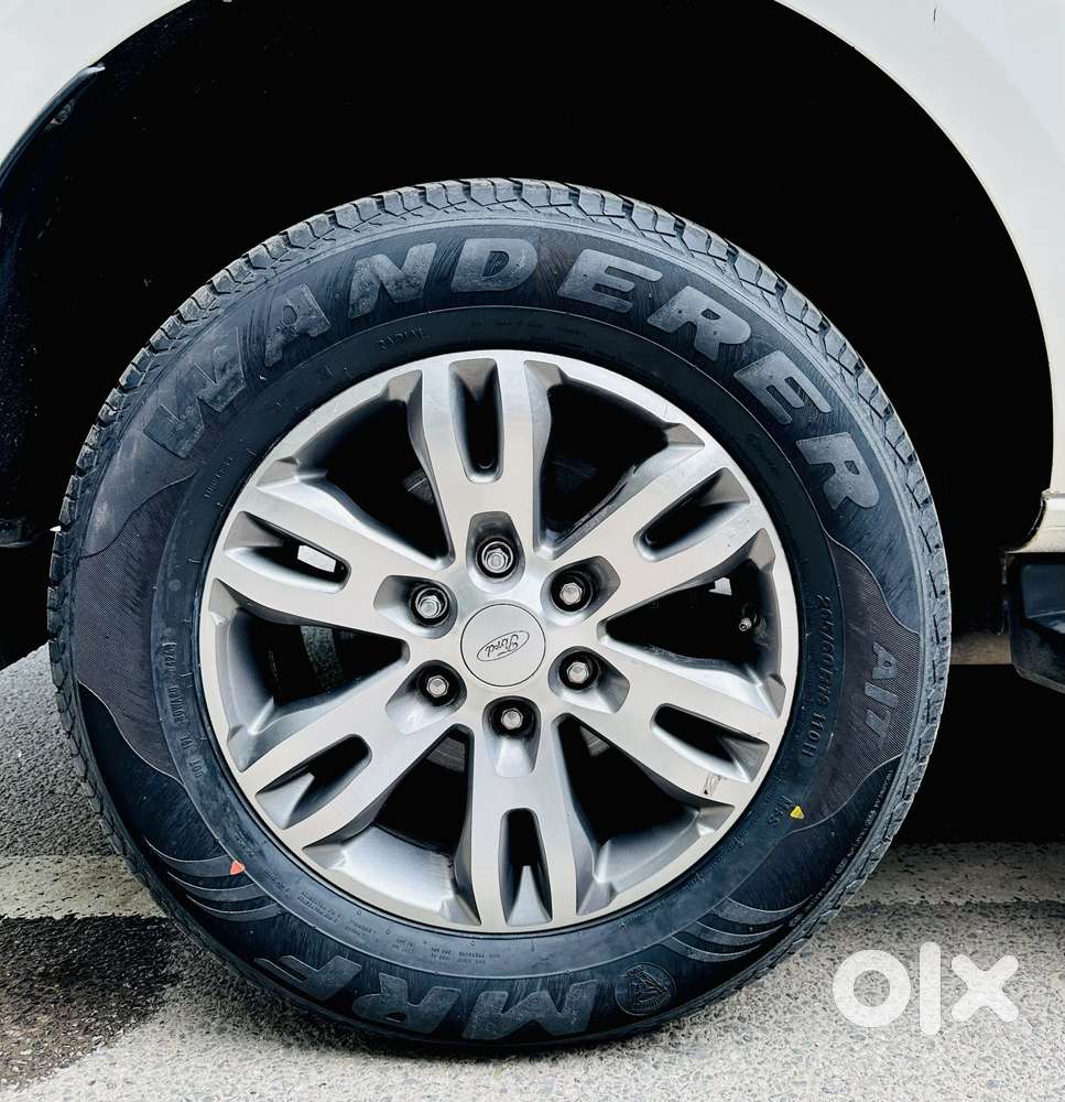 Ford Endeavour 3.2 Titanium At 4x4, 2017, Diesel