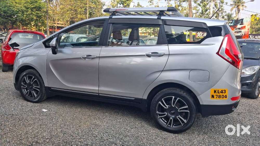 Mahindra Marazzo M6 8str, 2021, Diesel