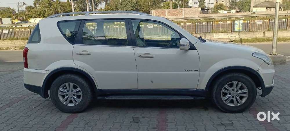 Mahindra Rexton, 2013, Diesel