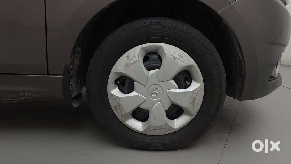 Tata Tiago 1.2 Revotron Xz Wo Alloy, 2016, Petrol