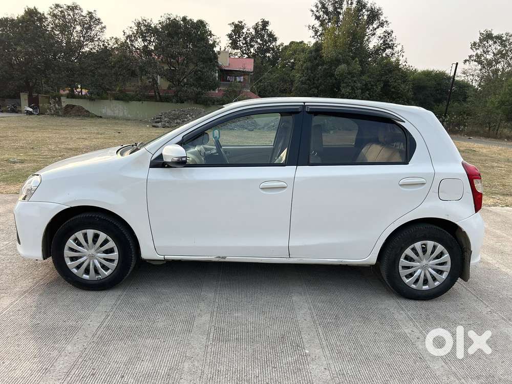 Toyota Etios Liva, 2017, Cng & Hybrids