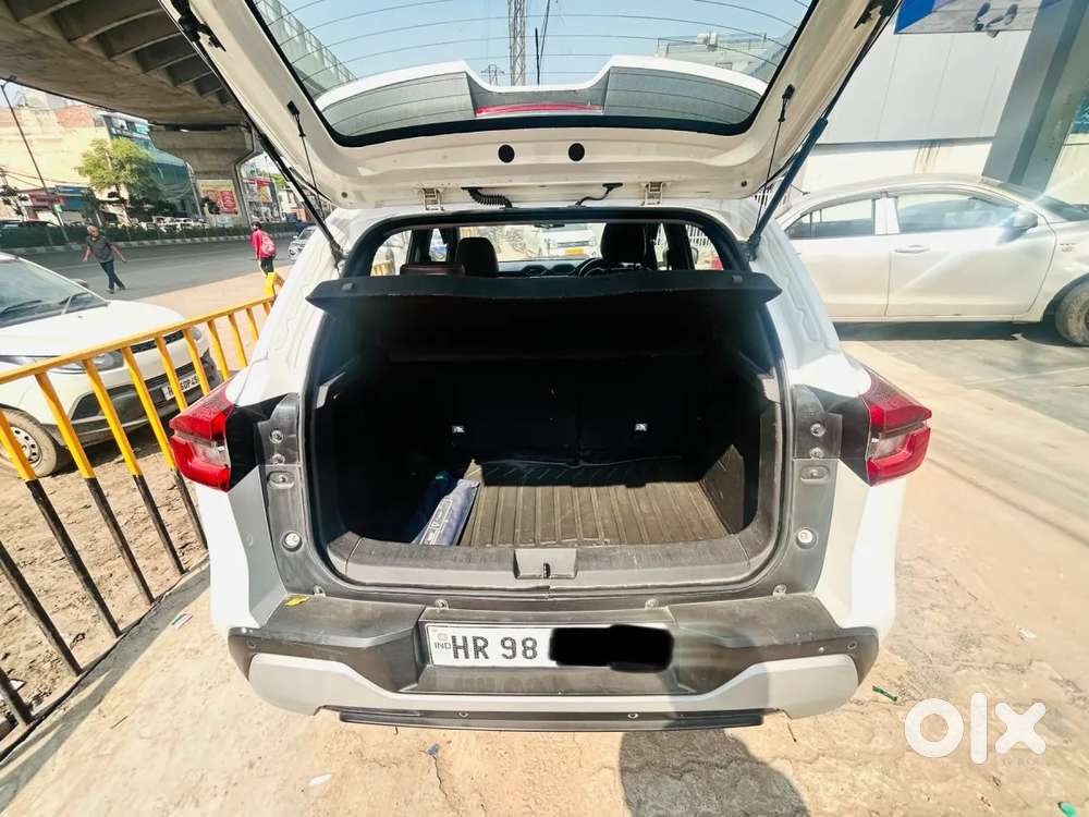 Nissan Magnite 1.0 Xv, 2021, Petrol