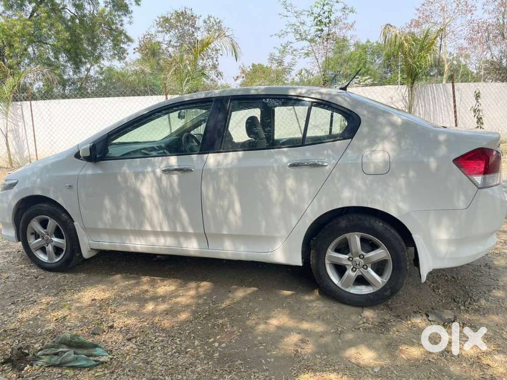 Honda City 2011-2013 V At Exclusive, 2011, Petrol