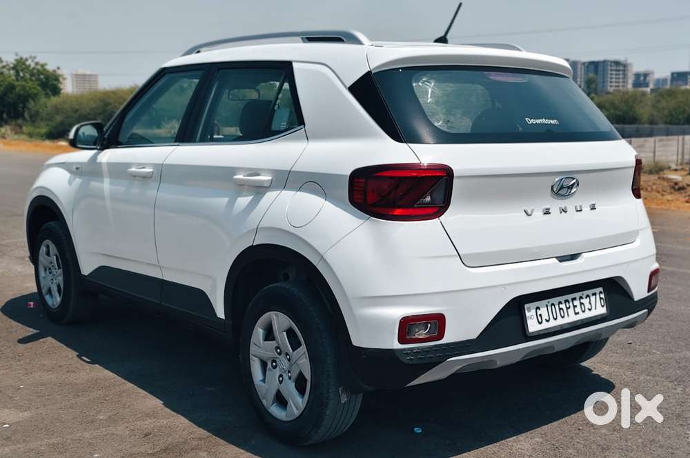 Hyundai Venue 1.2 S Plus, 2021, Petrol